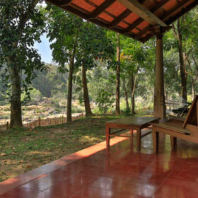 CGH-Quite-by-the-river-grand-river-side-lodge-500×500