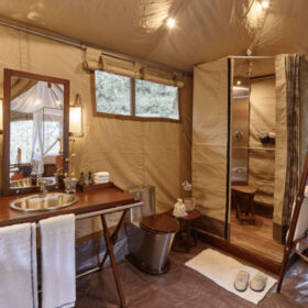 chamba-camp-diskit-bathroom-500×500