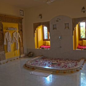 chanoud-garh-bathroom-500×500