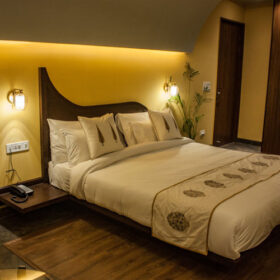 ekka-villa-bedroom-500×500