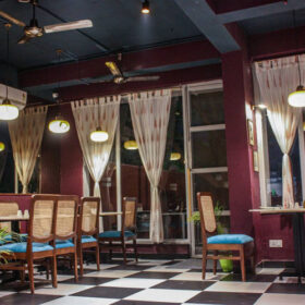 ekka-villa-dining-500×500