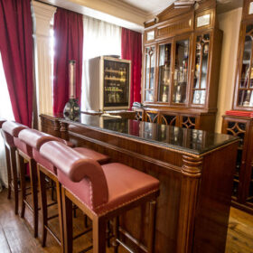 elgin-darjeeling-timber-bar-500×500