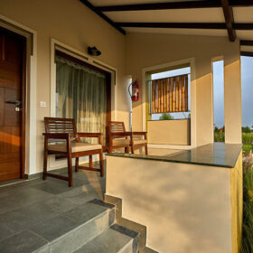 Blackbuck-safari-lodge-veranda-500×500