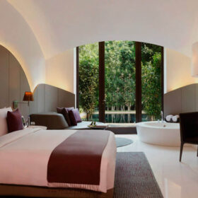 the-roseate-pool-room-500×500