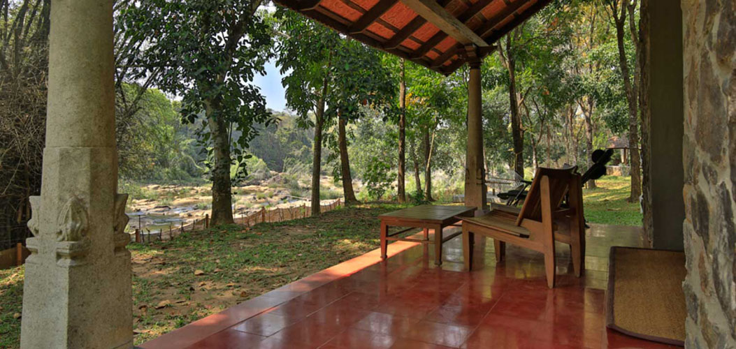 CGH-Quite-by-the-river-grand-river-side-lodge-500×500