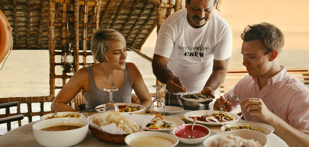 CGH-Spice-Coast-Houseboat-dining-500×500
