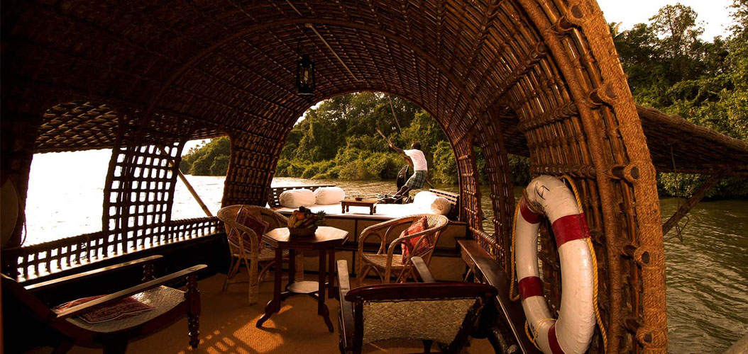CGH-Spice-Coast-Houseboat-living-space-2-500×500