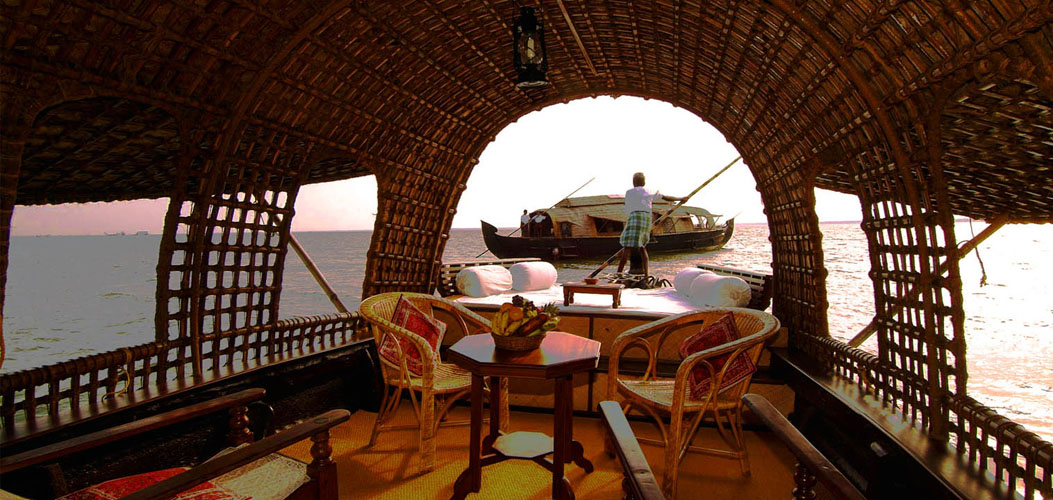 CGH-Spice-Coast-Houseboat-living-space-500×500
