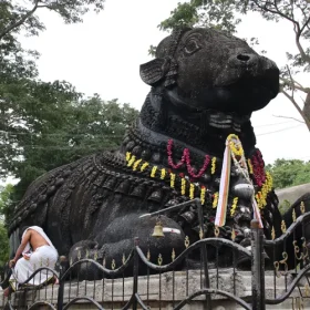 Nandi-bull-from-mysore-slider-500×500