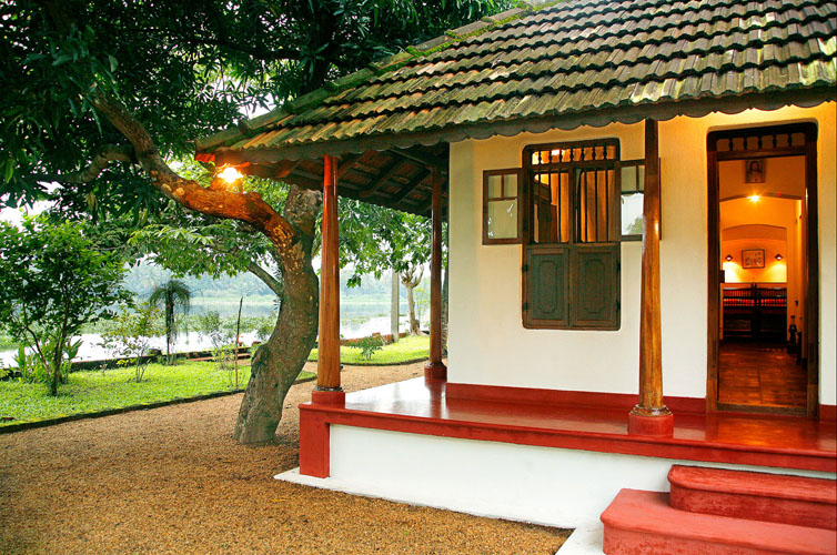 Philipkuttys-farm-cottage-500×500