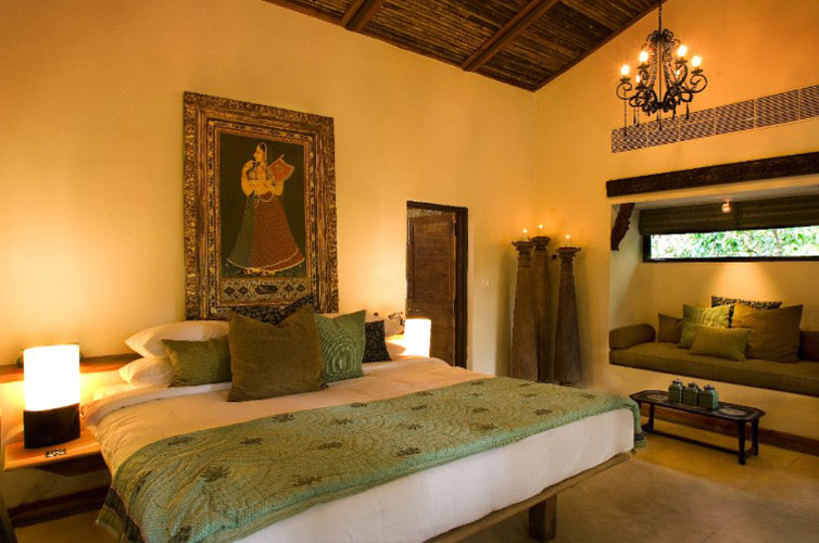 baghvan-a-taj-safari-lodge-bedroom-500×500
