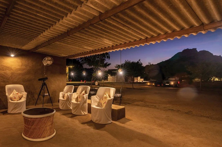 bera-safari-lodge-lounge-500×500