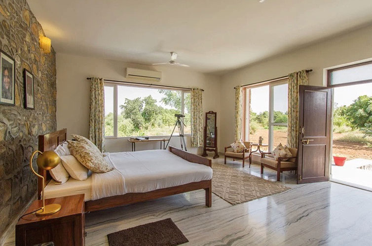 bera-safari-lodge-room2-500×500