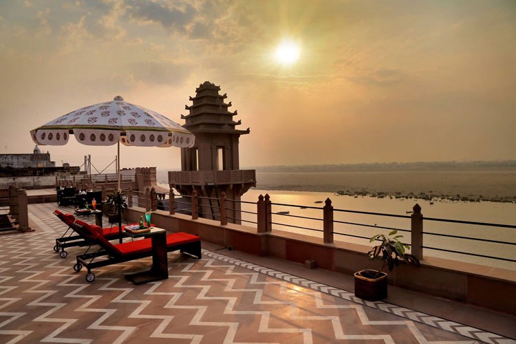brijrama-palace-terrace-500×500