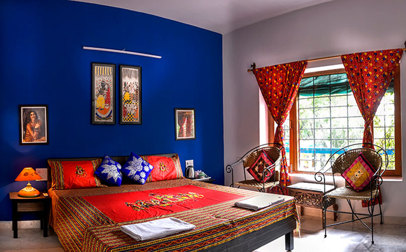 coral-tree-homestay-bedroom1-500×500