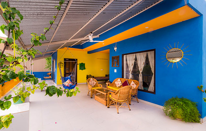 coral-tree-homestay-lounge-500×500