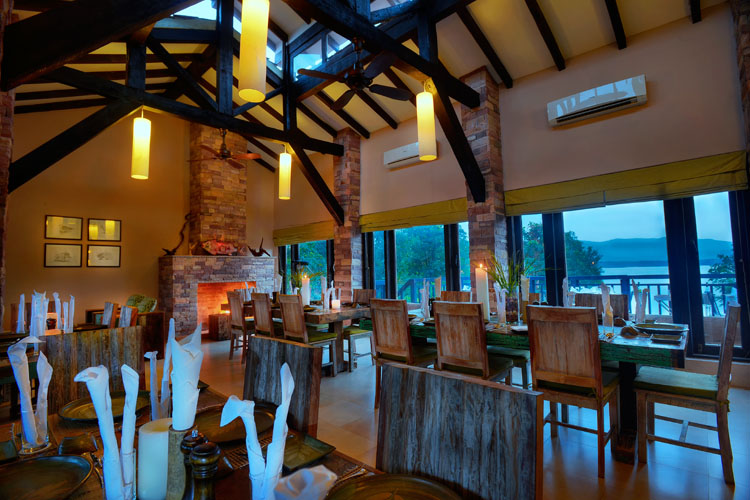 denwa-backwater-escape-dining-500×500