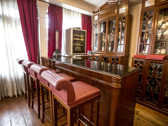 elgin-darjeeling-timber-bar-500×500