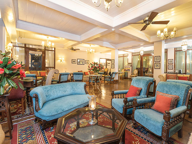 elgin-silver-oak-lobby-500×500