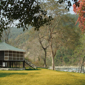 glenburn-tea-estate-lodge-river-side-500×500
