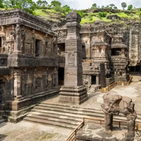hindu-caves-from-Daulatabad-slider-500×500