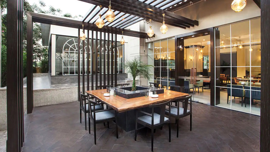 hyatt-regency-Restaurant-Punjab-Province-Pergola-500×500