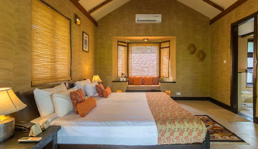 kings-lodge-bedroom-500×500