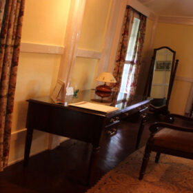 mancotta-chang-heritage-bungalow-room-siang-500×500