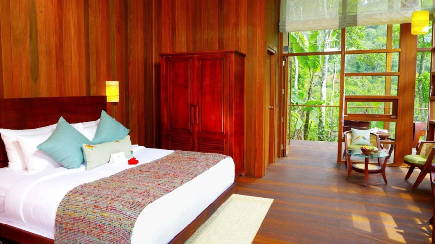 niraamaya-retreats-cardamom-club-room-500×500