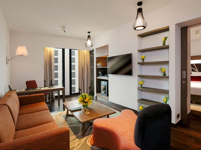 novotel-aerocity-lounge-500×500