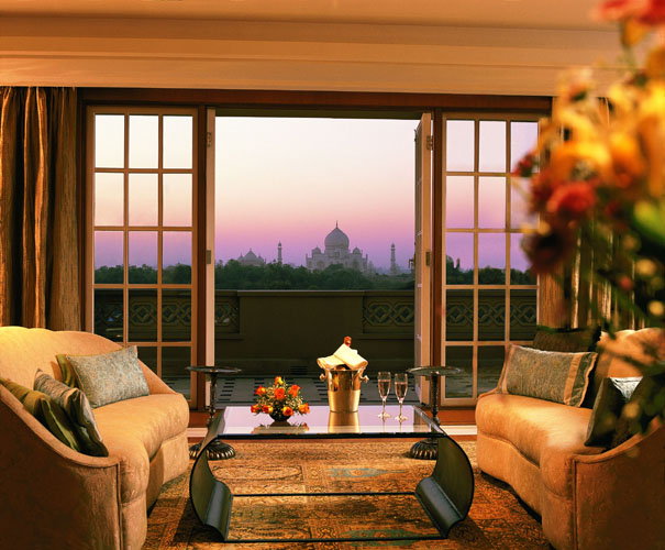 oberoi-amarvilas-lounge-taj-mahal-view-500×500