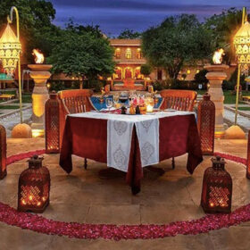 oberoi-rajvilas-Poolside-Dinner-500×500