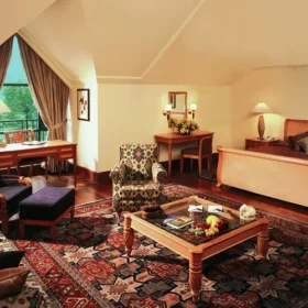 oberoi-wild-flowerhall-lounge-500×500