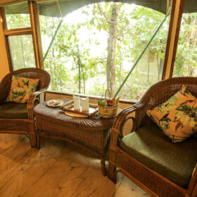 pench-jungle-camp-living-room-500×500