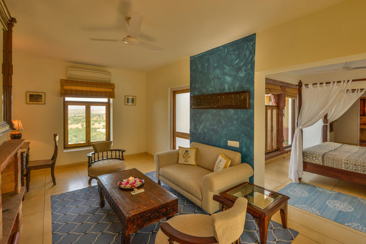 ramathra-fort-luxury-suite-500×500