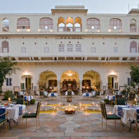 samode-haveli-entry-lounge-500×500