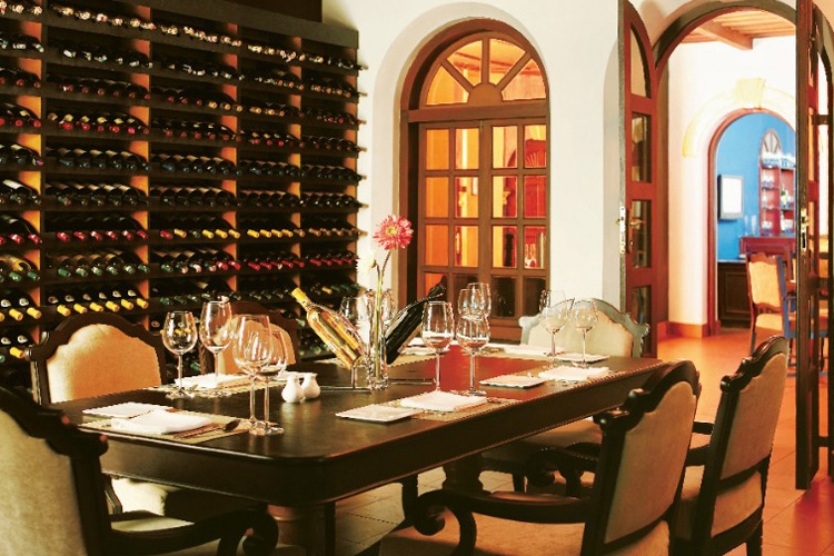 taj-kumarakom-resorts-spa-bakers-lounge-500×500