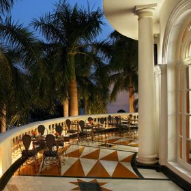 taj-mahal-lucknow-restaurant-500×500