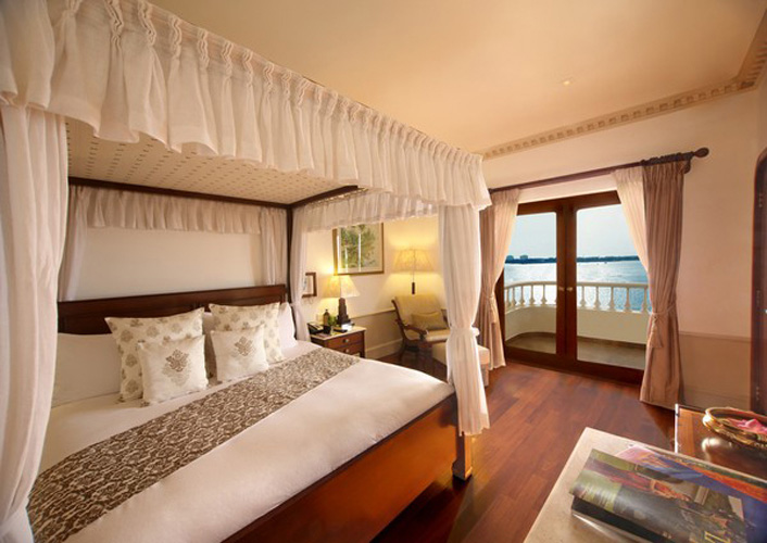 taj-malabar-resort-spa-luxury-suite-500×500