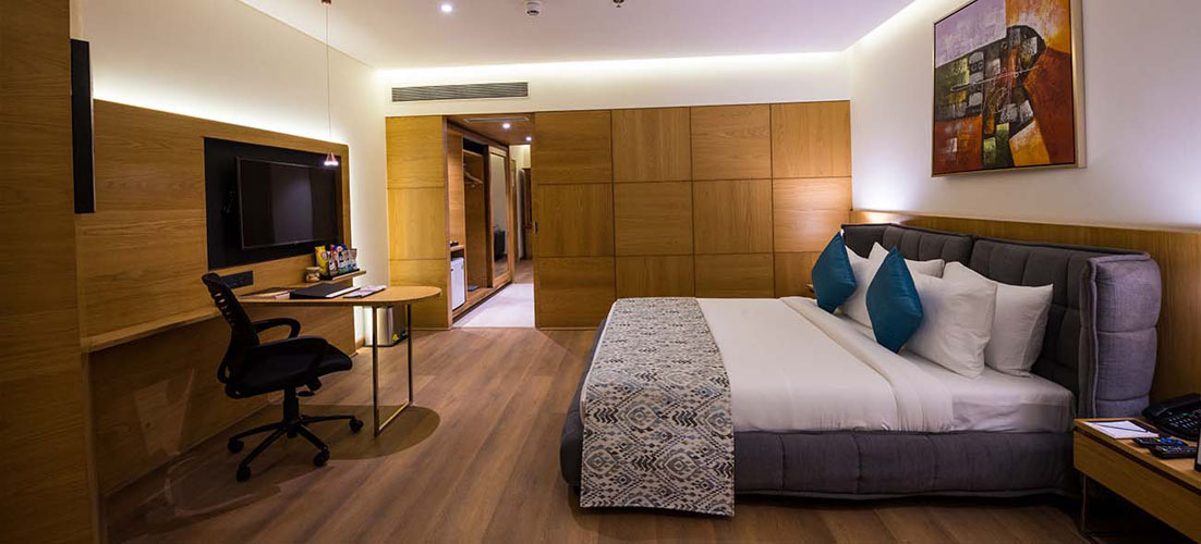 the-fern-residency-room-500×500