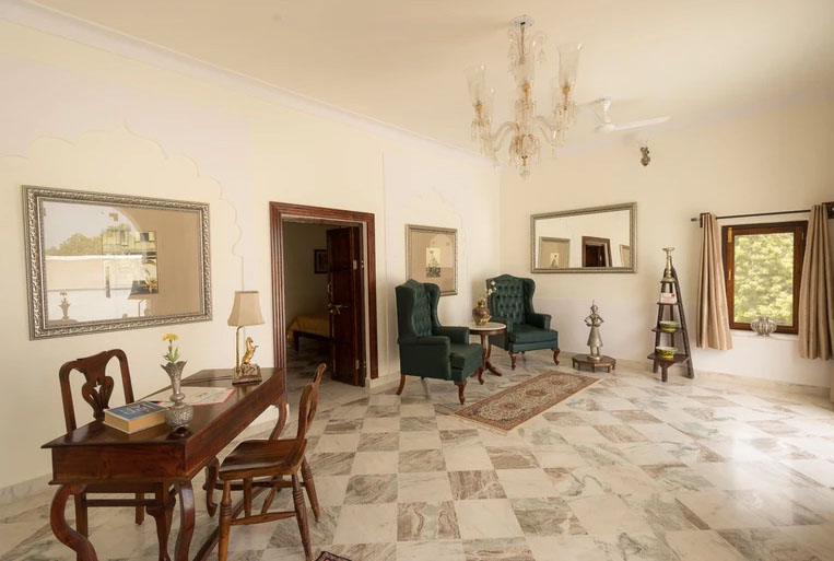 the-fort-barli-lobby-500×500