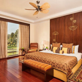 the-lalit-temple-view-room-500×500