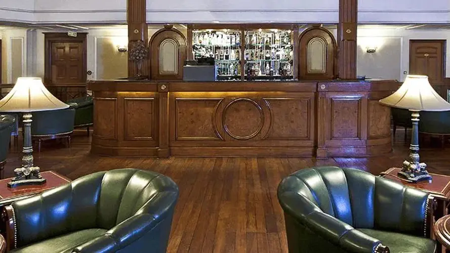 the-oberoi-cecil-shimla-the-lounge-and-bar-500×500
