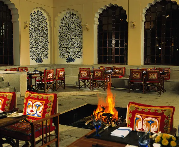 the-oberoi-vanyavilas-lounge-500×500