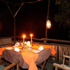 tree-house-hideaway-private-dining-500×500