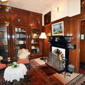 windamere-darjeeling-lounge-500×500