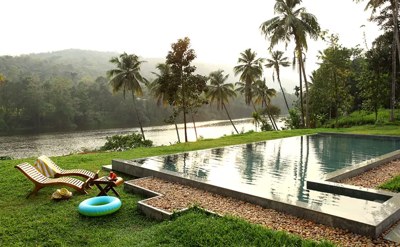 windermere-river-house-swimming-pool-500×500