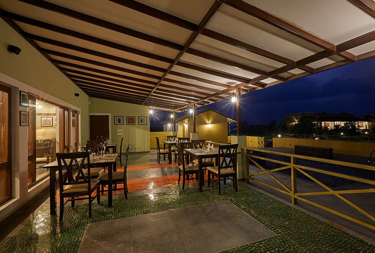 Blackbuck-safari-lodge-dining-500×500
