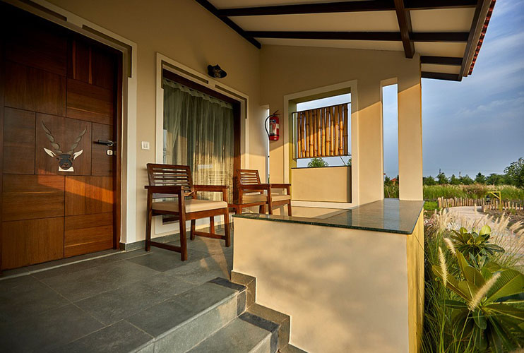 Blackbuck-safari-lodge-veranda-500×500