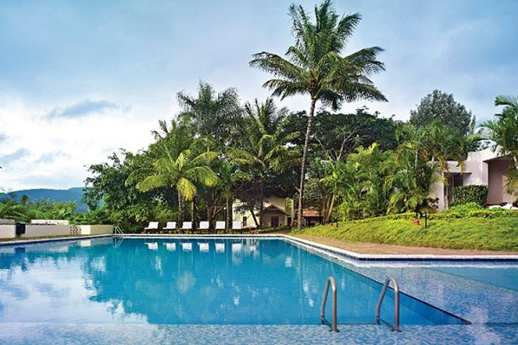IHCL-SeleQtions-Gateway-Chikmagalur-Swimming-Pool-500×500
